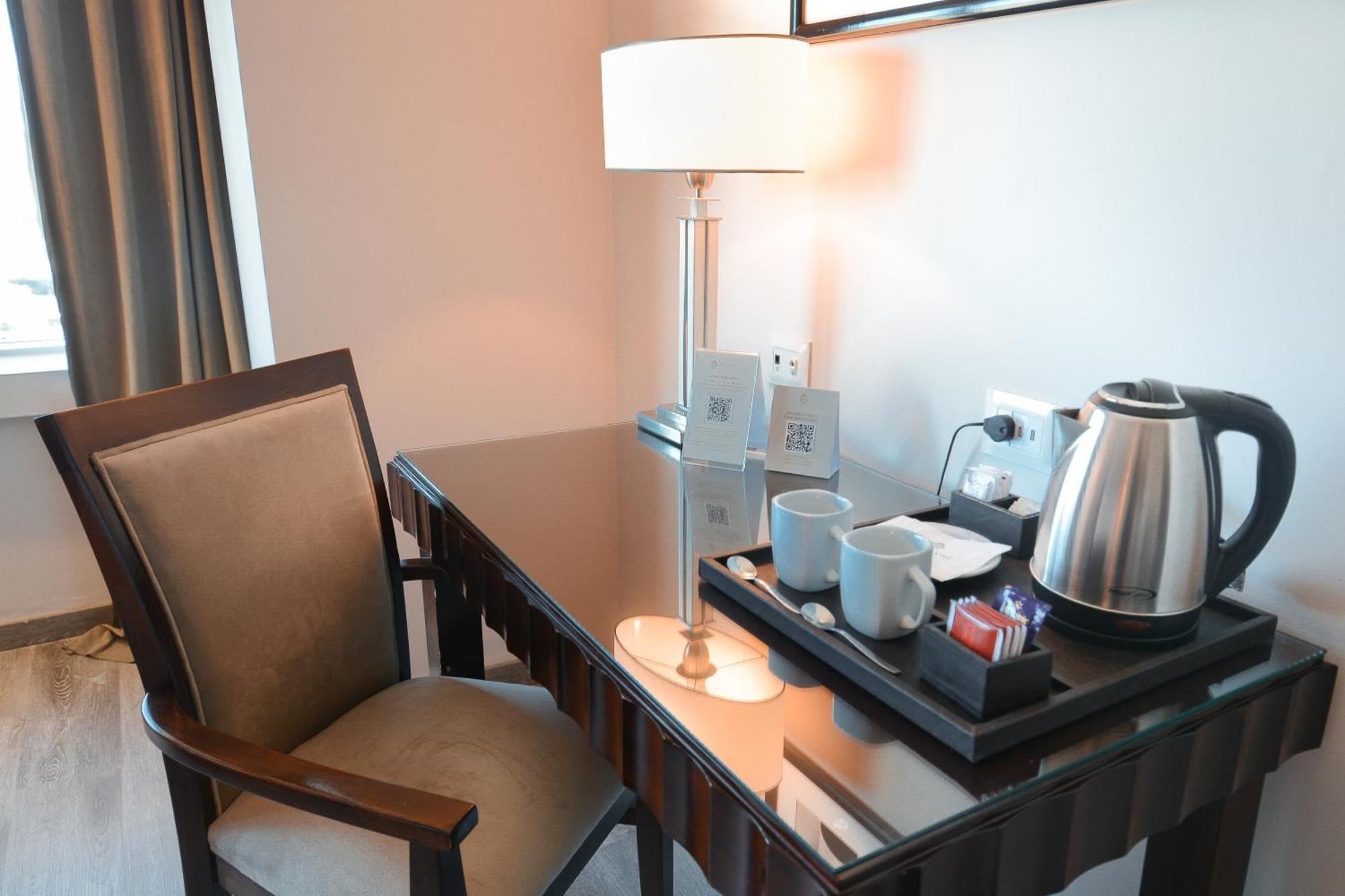 Standard Double Room with City View,1272930892:JPEG