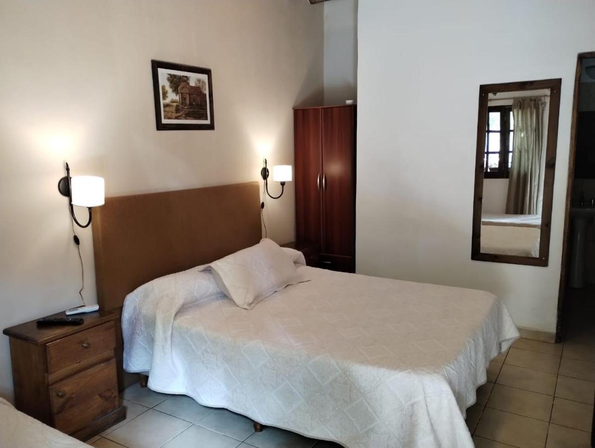 Economy Double Room,1375782557:JPEG
