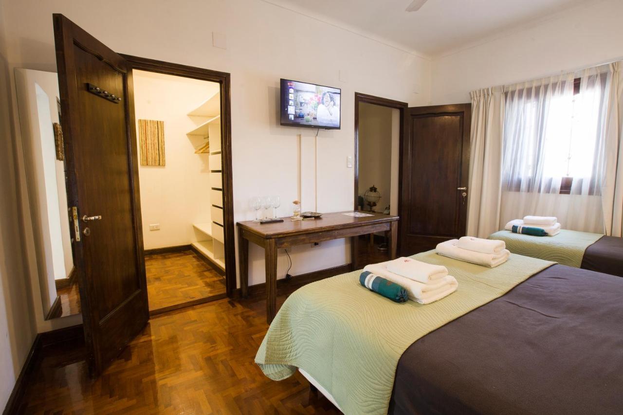 Quadruple Room with Private Bathroom