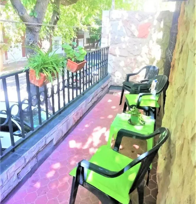 Comoda Suite En Una Ubicación Privilegiada De La Ciudad De Mendoza-1