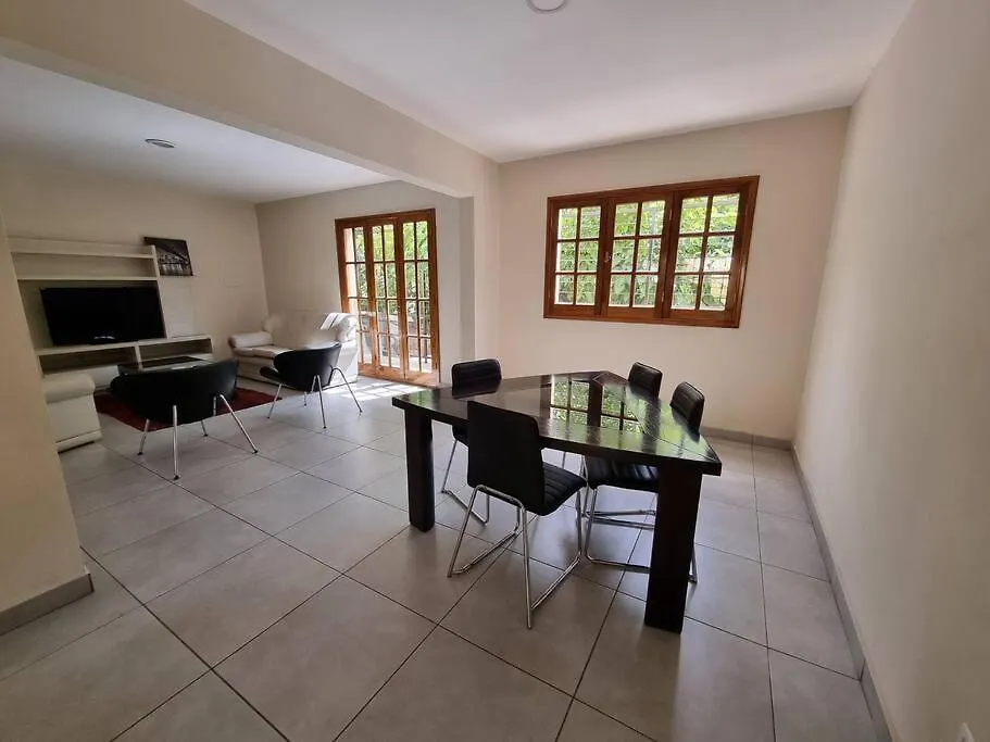 Departamento Mendoza, cómodo y de buena zona-1