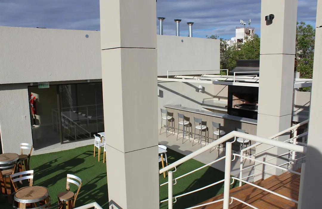 Nomade Hostel Mdz-1