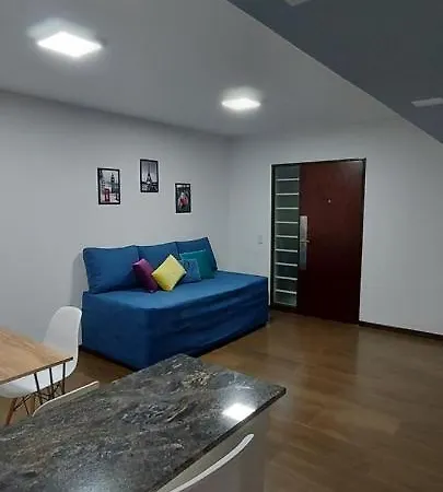 Departamento Con Cochera Muy Bien Ubicado En Ciudad Mendoza-3