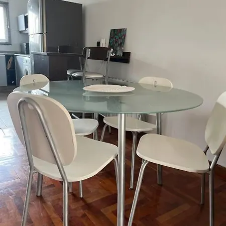 Apartamento Moderno Departamento, En La Mejor Zona De Mendoza-3