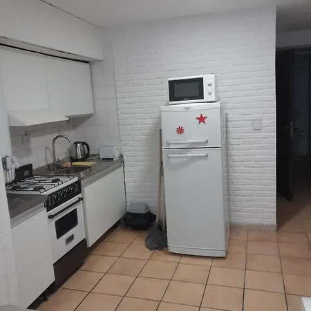 Alquiler Departamento Temporario Ciudad De Mendoza, Zona Residencial-3