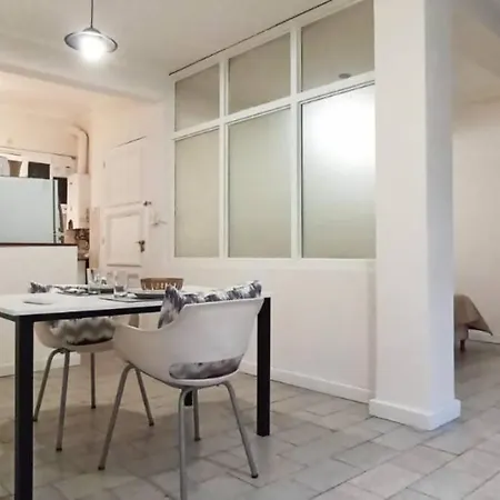 Ufo Apartment-2