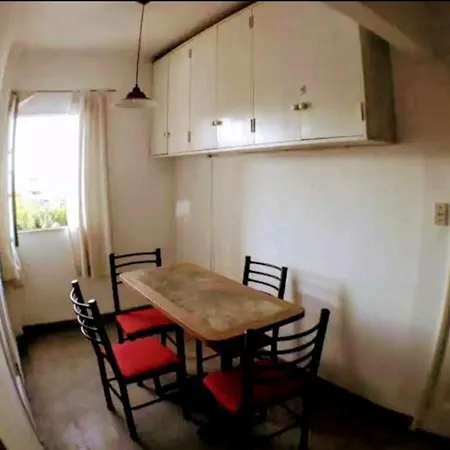 Amplio Departamento Apartment-2