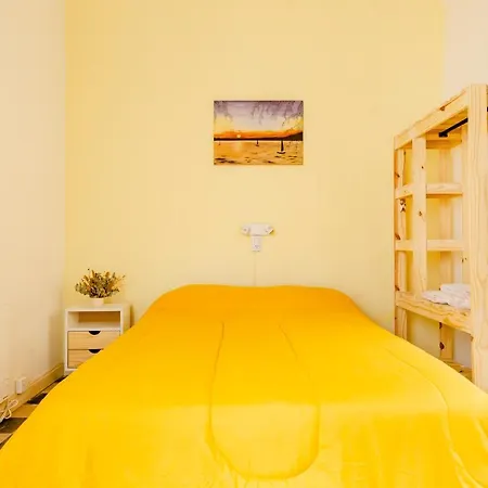 Beautiful Rooms In Old Inmigrants House-2
