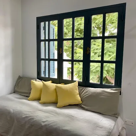 Departamento Excelente Ubicación. Zona Arístides y Parque.-3