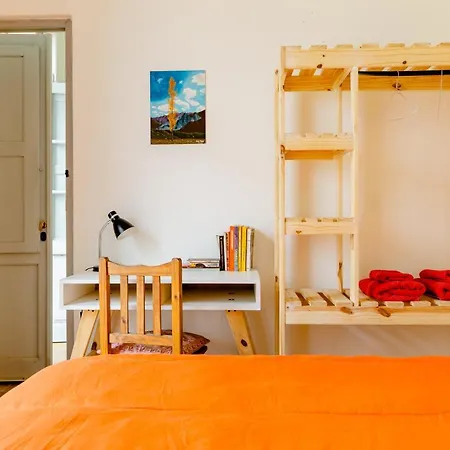 Beautiful Rooms In Old Inmigrants House-3