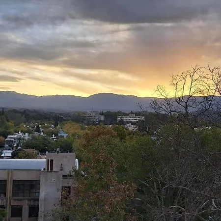 La mejor vista a las Montañas y la Ciudad-3