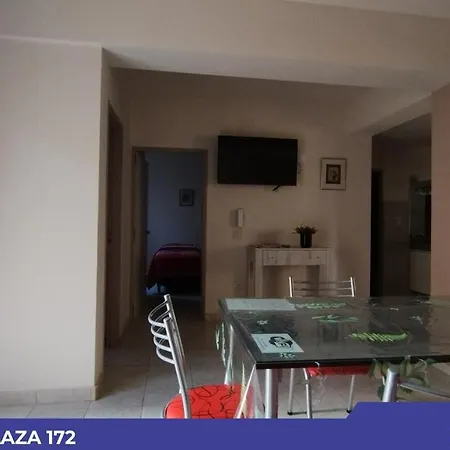 Coronel Plaza 172-2
