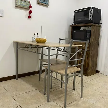 Excelente Y Amplio Dpto 3 Dormitorios C Cochera Privada-2