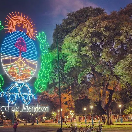 Departamento Céntrico Mendoza - con opcion de cochera--3