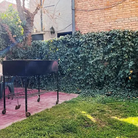 Duplex Mendoza Con Cochera Techada-3