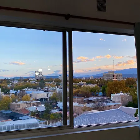Departamento En Zona Centrica De Mendoza-2