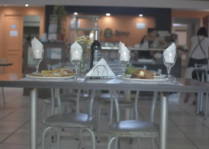 Hotéis perto de Plaza España