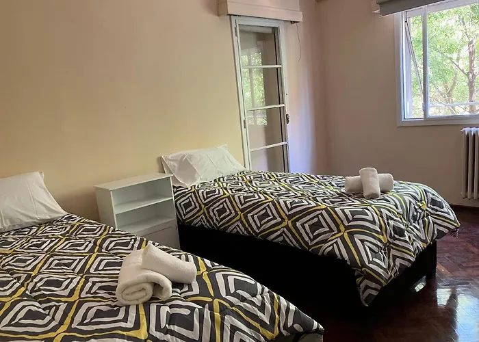 Luminoso, Amplio Y Centrico - 9 De Julio Apartamento Mendoza que aceita animais de estimação